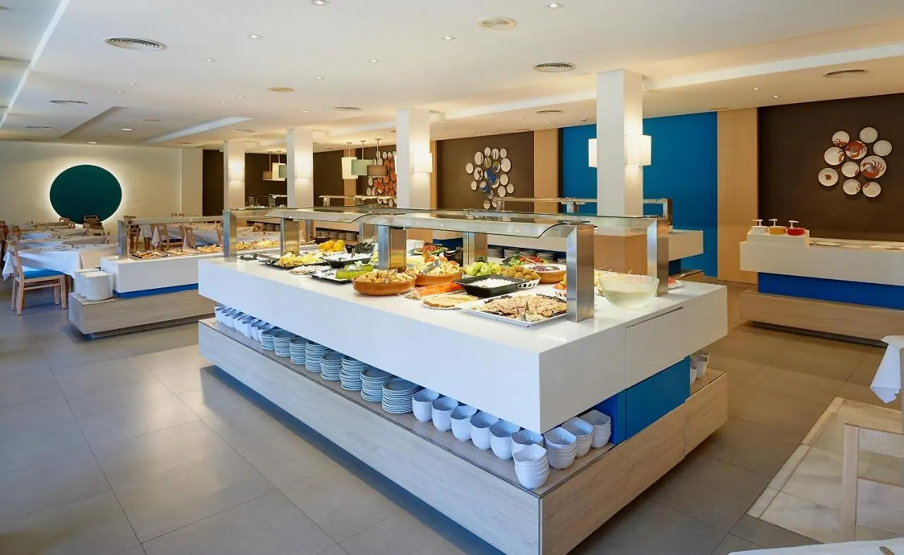 Protur Safari Park Aparthotel Sa Coma