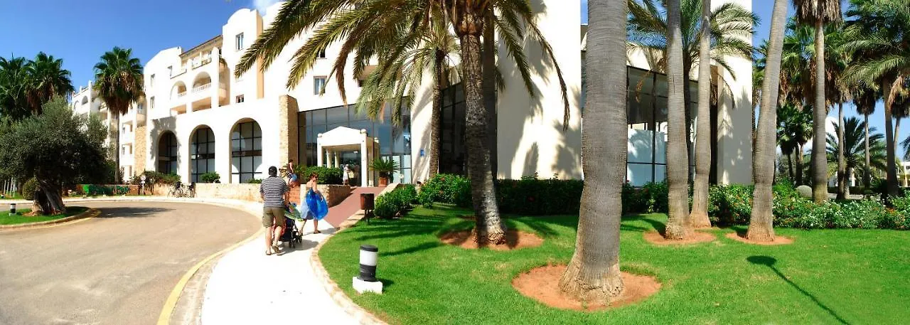 Protur Safari Park Aparthotel Sa Coma