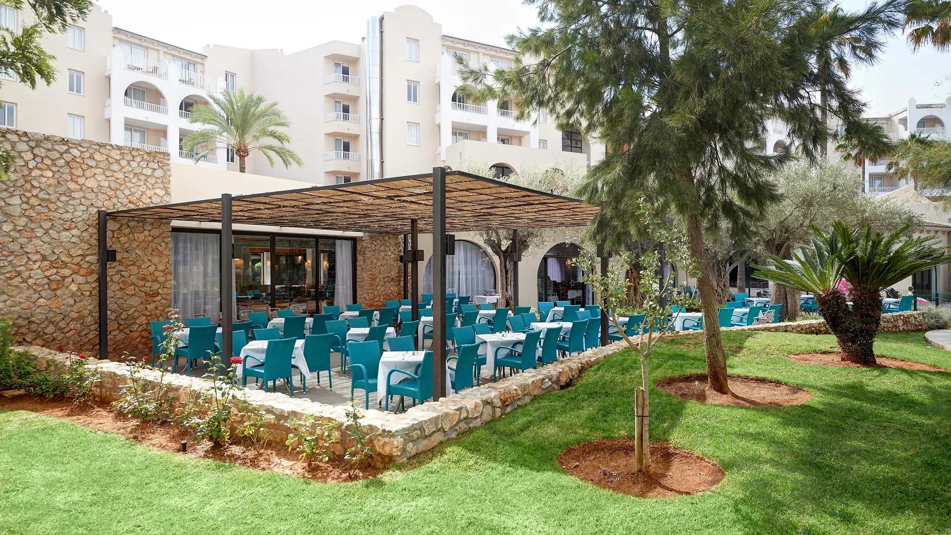 Protur Safari Park Aparthotel Sa Coma