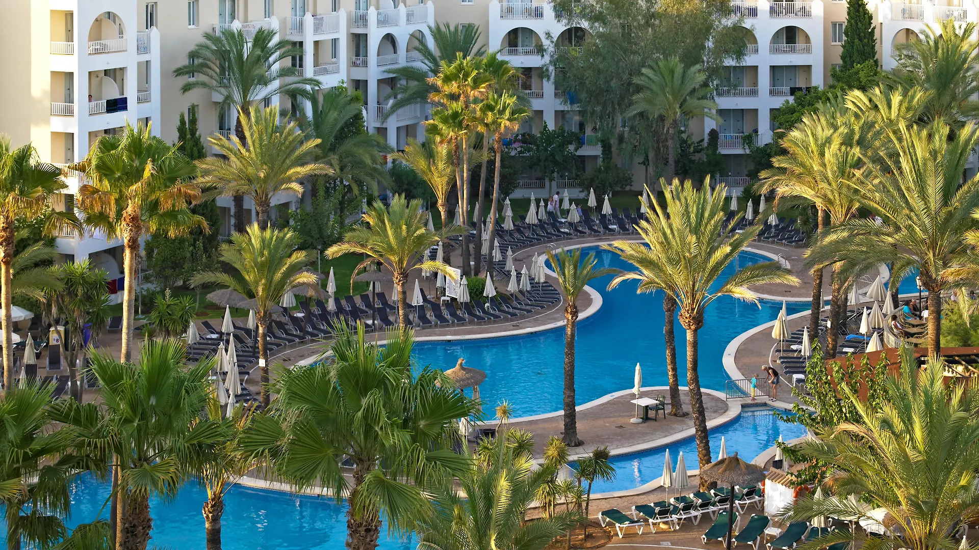 Protur Safari Park Aparthotel Sa Coma